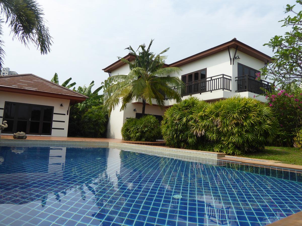 Tropicana Beach Villa At Vip Resort Ban Phe Exteriör bild