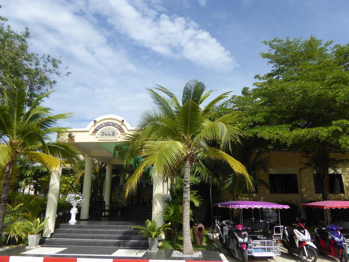 Tropicana Beach Villa At Vip Resort Ban Phe Exteriör bild