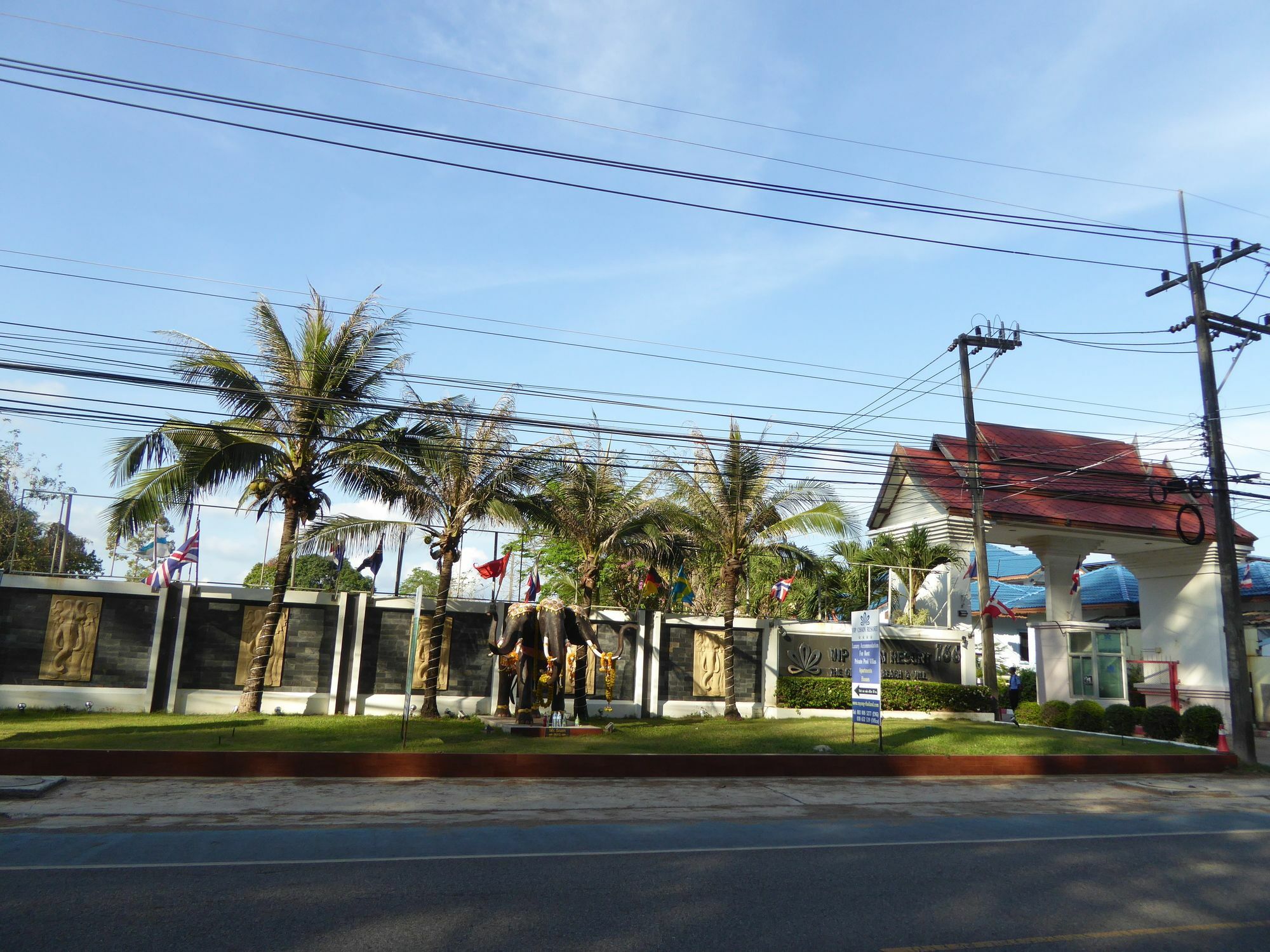 Tropicana Beach Villa At Vip Resort Ban Phe Exteriör bild