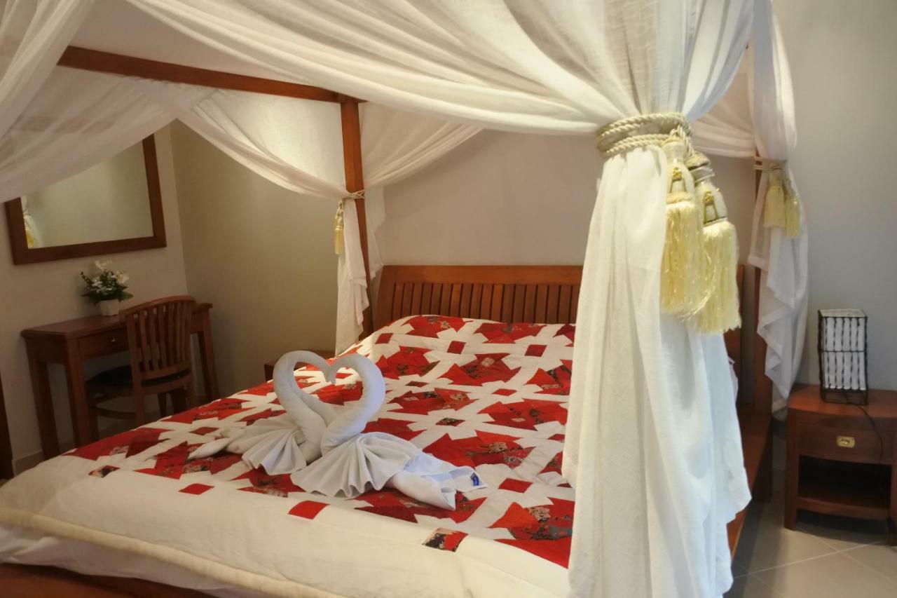 Tropicana Beach Villa At Vip Resort Ban Phe Exteriör bild