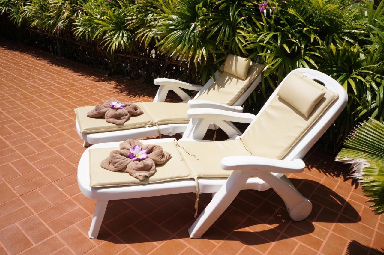 Tropicana Beach Villa At Vip Resort Ban Phe Exteriör bild